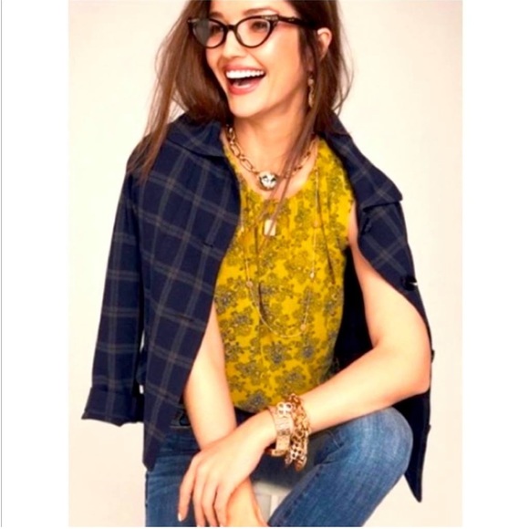 🎃CAbi Mustard Yellow Light and Sheer Paisley Top Small - Picture 1 of 11